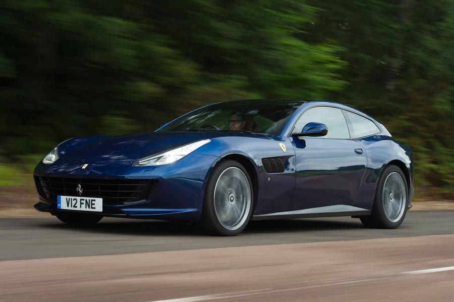  Ferrari GTC4Lusso 2016 года  (UK) (фото 19 из 19)